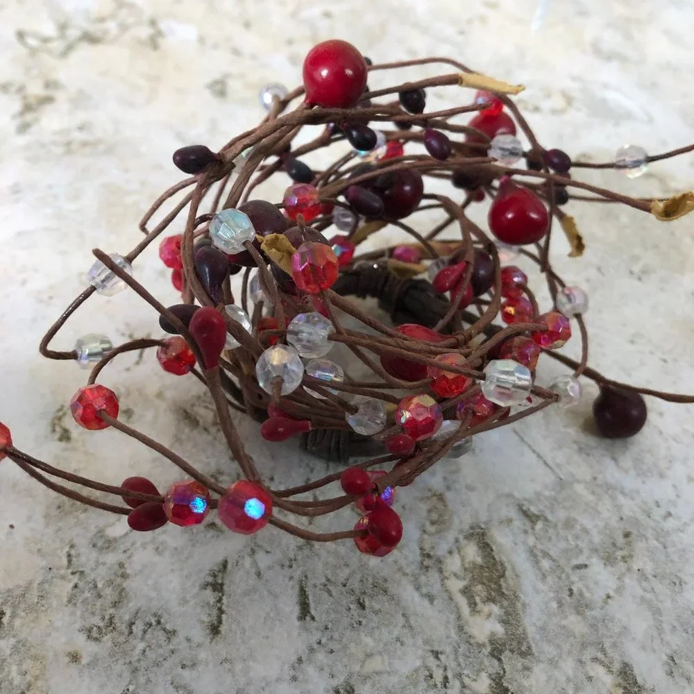Rustic Red Pip Berry Beads Candle Ring 2
